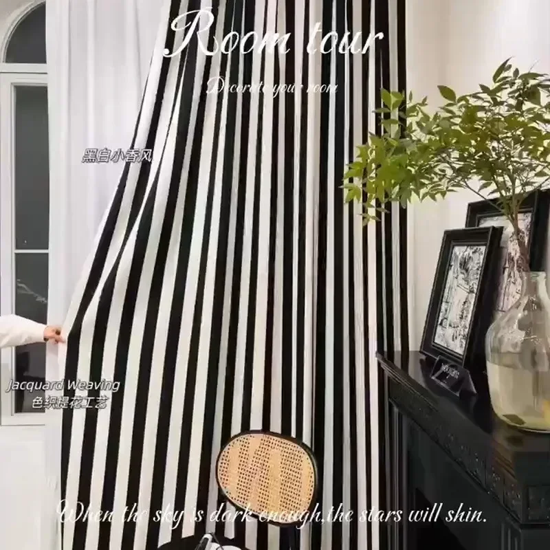 Vertikal gestreifter schwarz-w – Home Fragrance French Bewertung und Preis